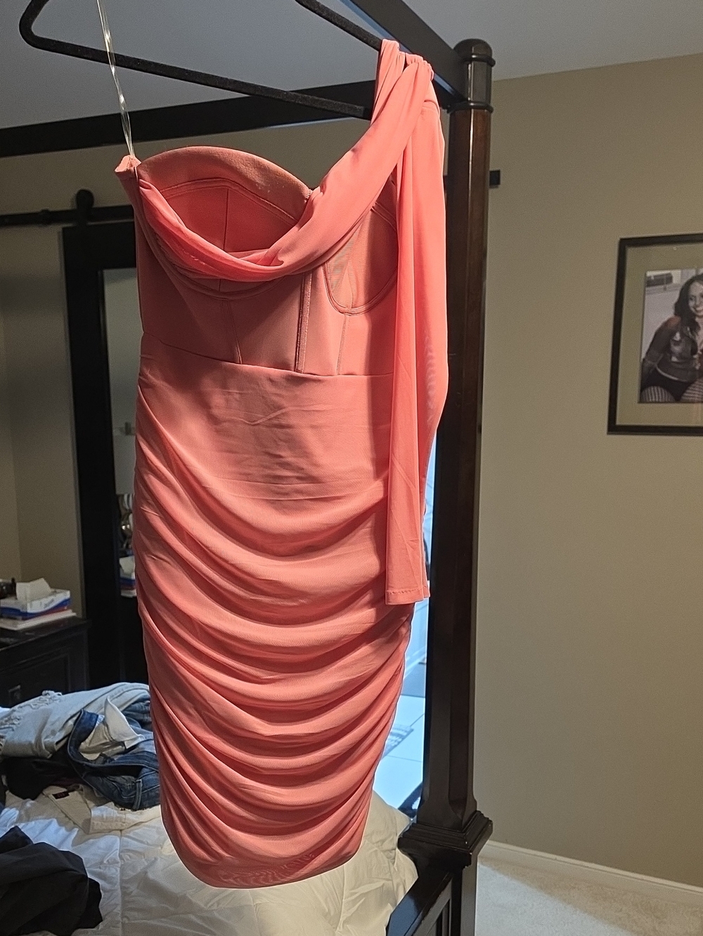 Elegant One-Shoulder Coral Bodycon Dress
